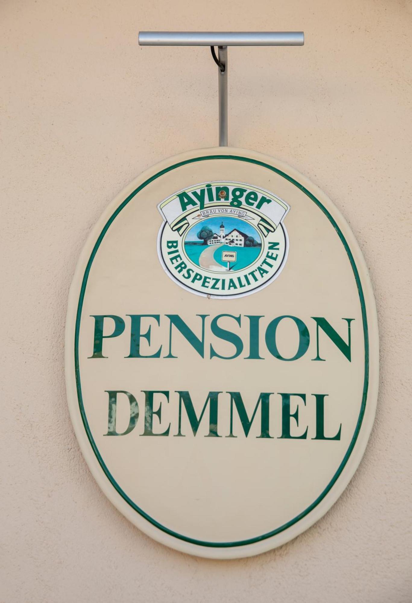 Pension Demmel, Bed & Breakfast Bruckmuhl Exterior photo